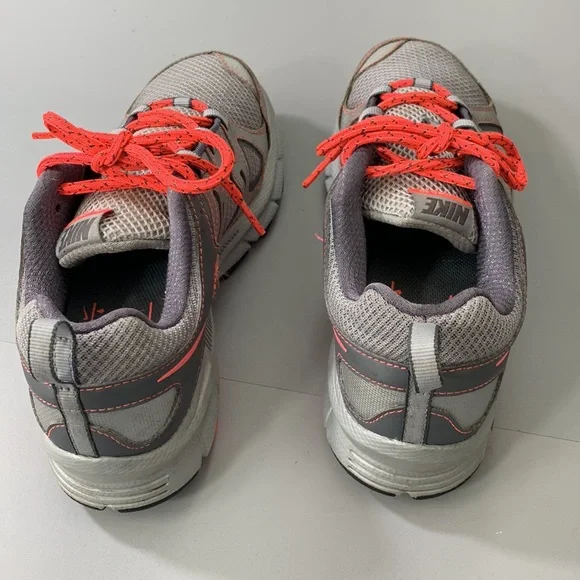 Nike Alvord pink /gray hike sneakers size 7 - Picture 4 of 9